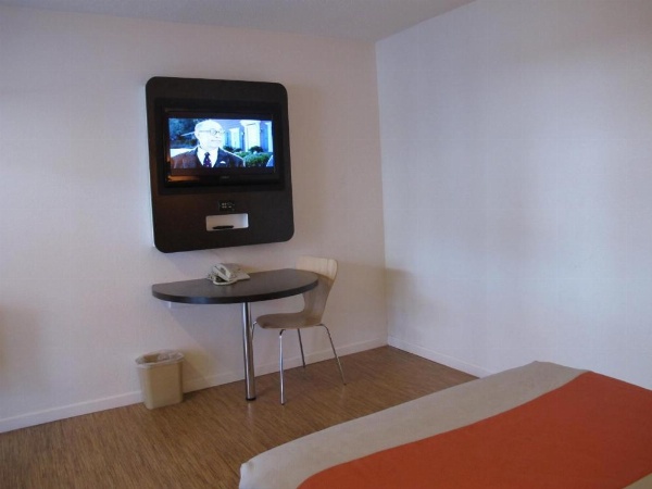 Motel 6 Baltimore MD image 15